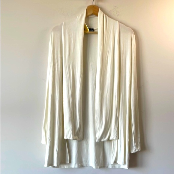 fleurette Sweaters - Elegant White Women's Sweater